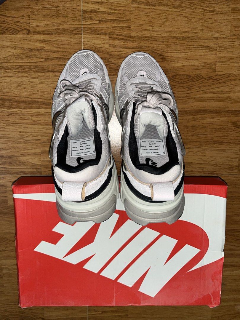 Nike V2K Run Metallic Silver Pink (Category: Sneakers) located in Bacolod City. Submitted by delsolo (Listing ID 1467643997, Image 2). Description: Nike V2K Run sneakers in pink and metallic silver. Used once but not for a whole day .