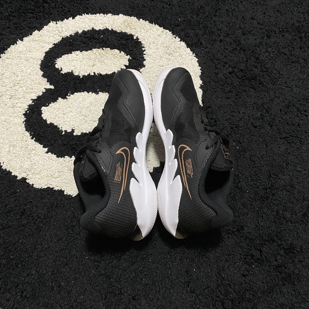 Nike Vapor Pro (Category: Sneakers) located in Danao, Cebu. Submitted by sneaks_cebu (Listing ID 1467820879, Image 3). Description: Nike Vapor Pro Size 6wm 23cm -good as new Php 3,150.