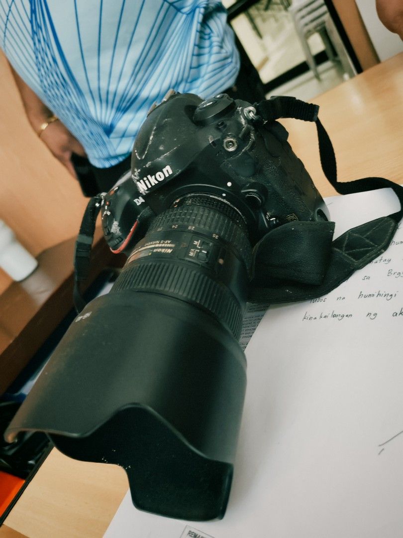 Nikon (Category: Cameras) located in Makati City. Submitted by jenjenaltavano (Listing ID 1467635284, Image 3). Description: .