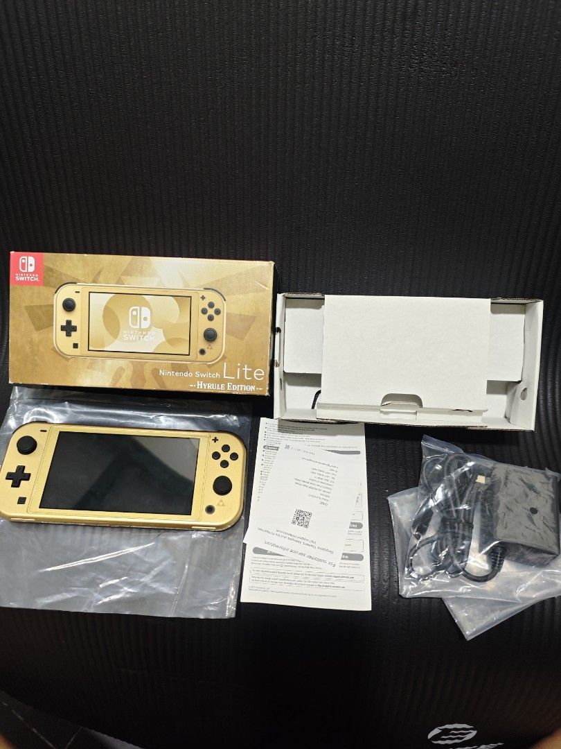 Nintendo Switch Lite Hyrule Edition Brandnew Condition (Category: Nintendo) located in Quezon City. Submitted by shopme_gadget30 (Listing ID 1467758936, Image 2). Description: kindly Read the details 10/10 Brandnew/Unsealed Just use it to display only Not use for Play Good For Collection No dents No Scratches with Tempered Glass Good For Collection Quezon City meet up sm north only payment: Gcash bdo maribank Can do lalamove or grab shoulder mo s