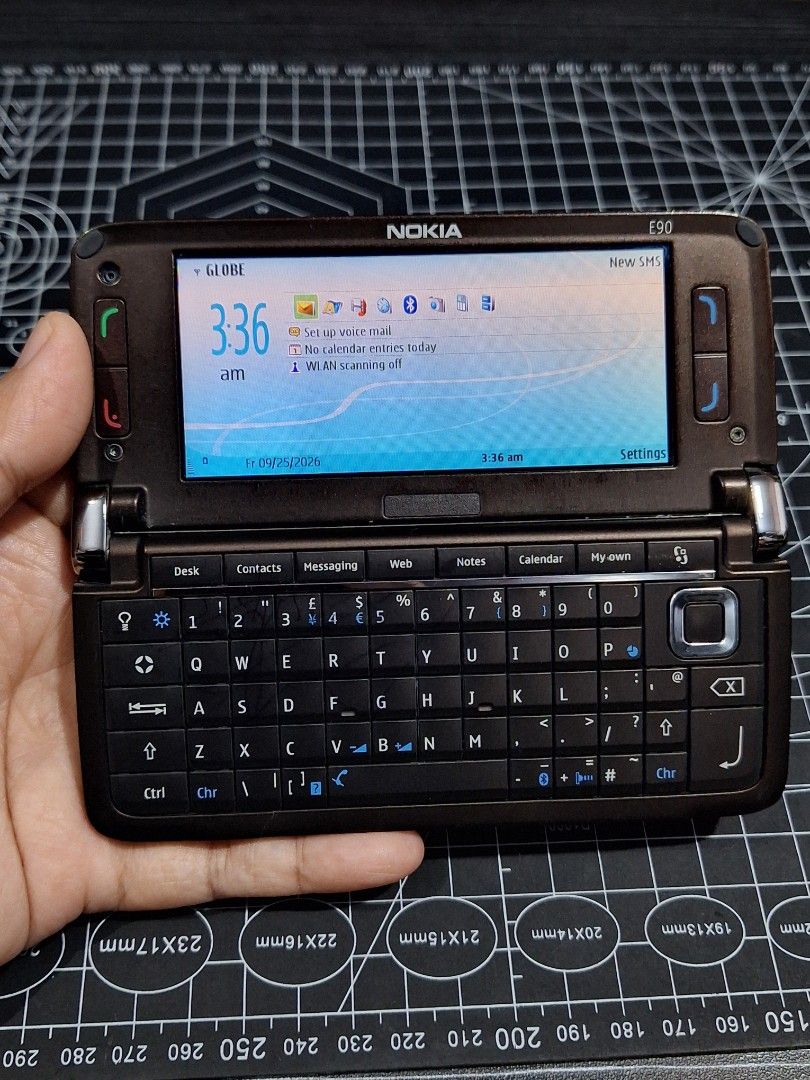 Nokia E90 Communicator Classic (Category: Early Generation Mobile Phones) located in Manila. Submitted by chingantigo (Listing ID 1467834004, Image 1). Description: OLD SCHOOL NOKIA E90 COMMUNICATOR PABASA BUONG DETAILS NG UNIT PARA WALA NA MASYADO MARAMI TANONG, ACTUAL PHOTO WAS POSTED.. MAIN ISSUE WAS HOUSING, NEED TO CHANGE NEW ONE TO BE PRESENTABLE, LAST 3 PICTURE UPLOADED WAS THE ISSUE, CHECK PICTURE ONE BY ONE AND CAREFULLY.. ALL FUNCTIONAL