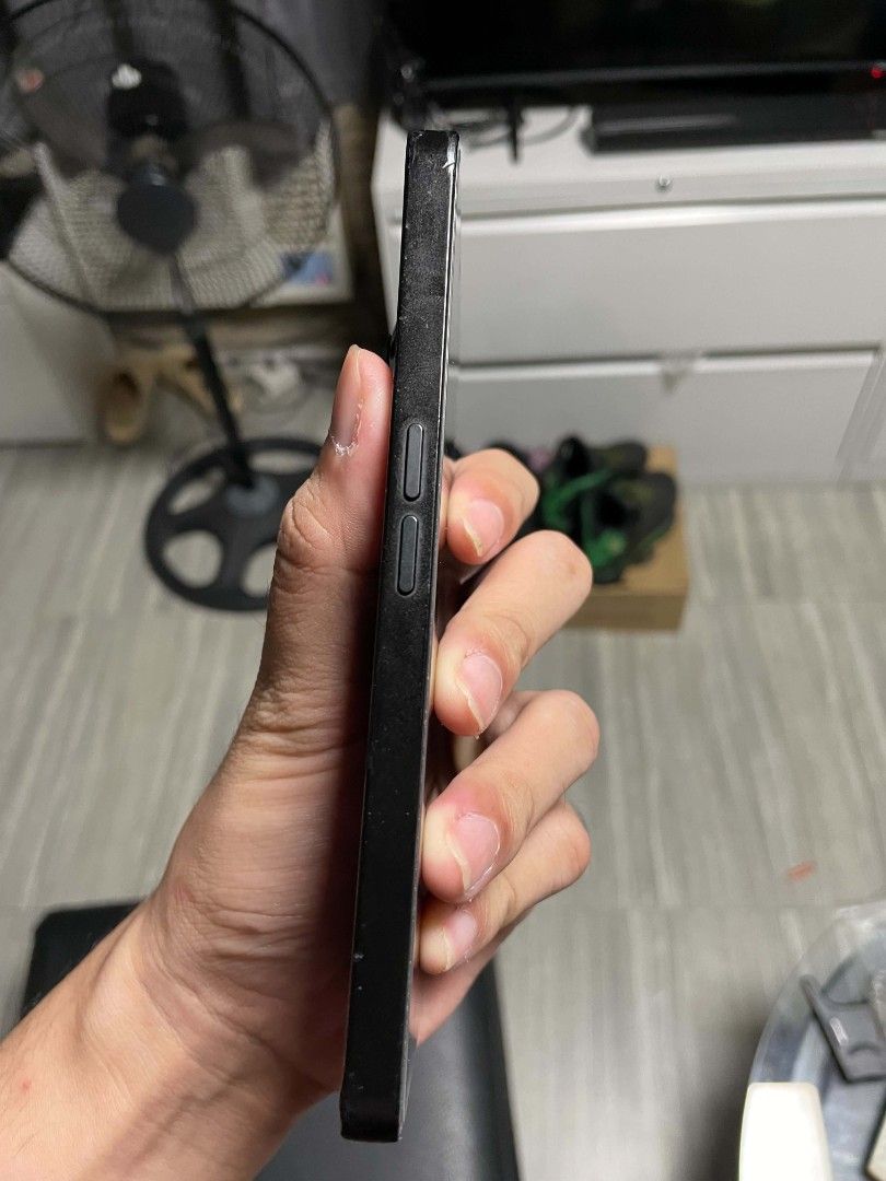 Nothing Phone 3A 12/256GB (Category: Android Others) located in Manila. Submitted by ds.gaming (Listing ID 1467738239, Image 3). Description: Comes with box, cable, preinstalled tempered glass and receipt from digital walker No issues Smoothness is 8.9/10 just some slight signs of usage on the sides but nothing major Meetups in Makati.