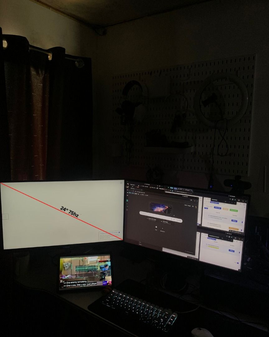 Nvision 24" 75hz IPS Frameless (Category: Monitor Screens) located in Caloocan City. Submitted by fiercestorm-5ee9 (Listing ID 1467650656, Image 1). Description: 📌24" IPS Panel (malawak na viewing angle at mas matingkad na kulay) 📌Full HD (1920 x 1080) 📌75hz Refresh Rate RFS : Upgrading PHP 2,999 Only Transaction: Pick-up (Test all you want) Delivery available (buyer's expense) 📍 Location: Bulihan, Silang, Cavite.