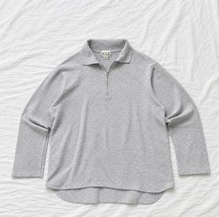 (Category: ) located in . Submitted by rewornthrifts (Listing ID 1467668615, Image 1). Description: .