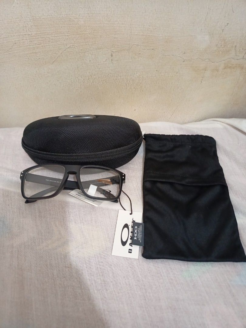 OAKLEY HOLBROOK Eyeglasses (Category: Sunglasses & Eyewear) located in Bacoor. Submitted by imshining_23 (Listing ID 1467673663, Image 1). Description: OAKLEY HOLBROOK Eyeglasses Model 0OX8100F GRV 81000156 Package inclusions : Oakley Eyeglasses, Oakley Protective Carrying Case, and Oakley Soft Carrying Case..