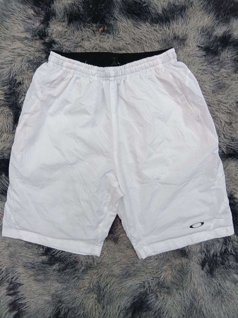Oakley Short (Category: Shorts) located in Manila. Submitted by gisterthrift (Listing ID 1467711573, Image 1). Description: .