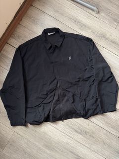 (Category: ) located in . Submitted by thefelicitythriftwear (Listing ID 1467660953, Image 1). Description: .