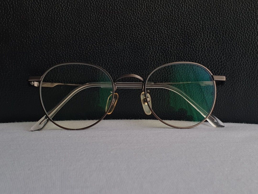 Off Broadway Titanium Eyeglass Frame (Category: Sunglasses & Eyewear) located in Quezon City. Submitted by WasalakTwo (Listing ID 1467774369, Image 1). Description: Straight from Korea Durable and high quality Goodcondition Still presentable Non prescription lens installed Open for delivery nationwide Front Width 13.4cm Front Height 4.5cm.