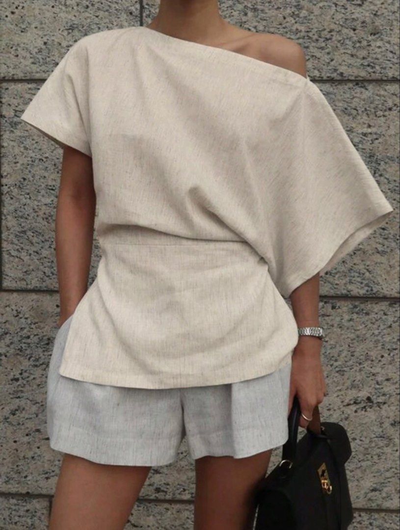 Off-Shoulder linen Top (Category: Others Tops) located in Pasay City. Submitted by sandybuggy (Listing ID 1467752676, Image 1). Description: .
