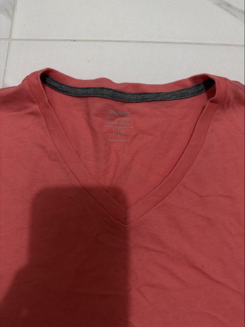 Old Navy Mens Shirt (Category: Tshirts & Polo Shirts ) located in Las Pinas. Submitted by gmonteros (Listing ID 1467711975, Image 2). Description: Pwede sa womens XL size.