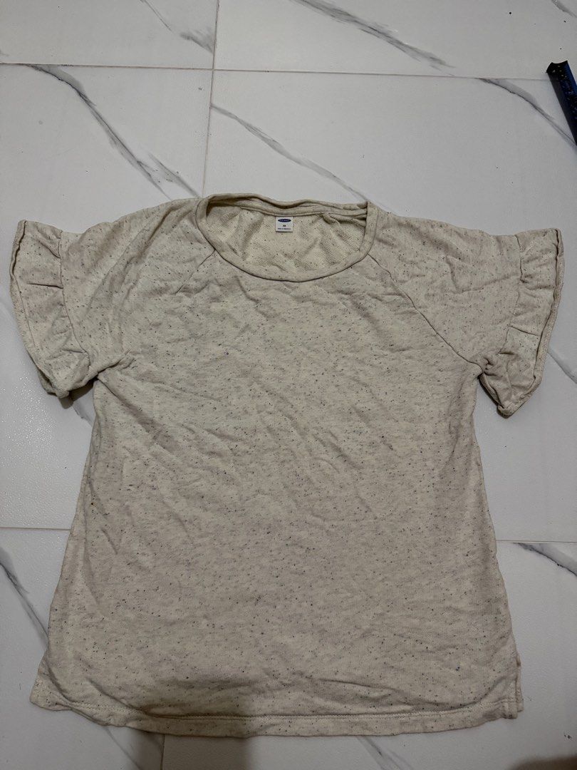 Old navy shirt (Category: Shirts) located in Las Pinas. Submitted by gmonteros (Listing ID 1467712803, Image 1). Description: .