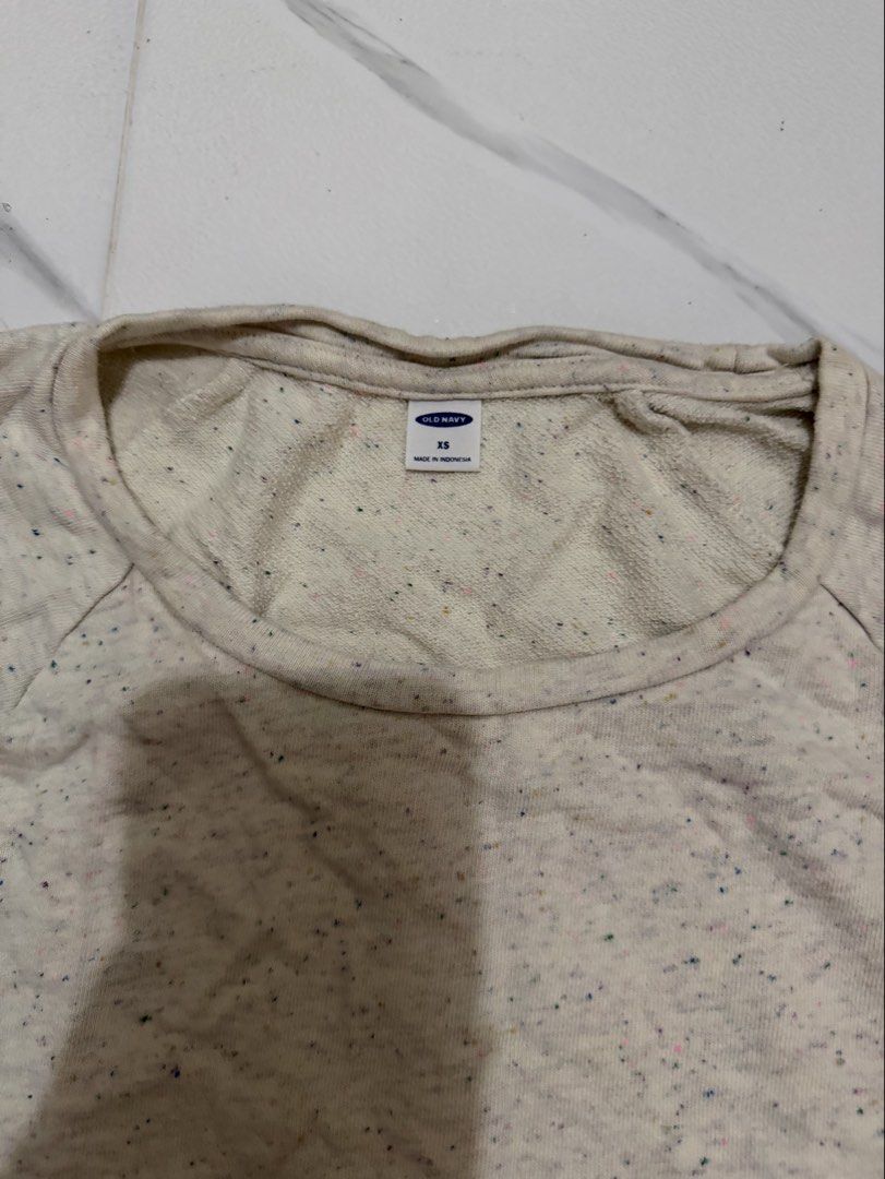 Old navy shirt (Category: Shirts) located in Las Pinas. Submitted by gmonteros (Listing ID 1467712803, Image 2). Description: .