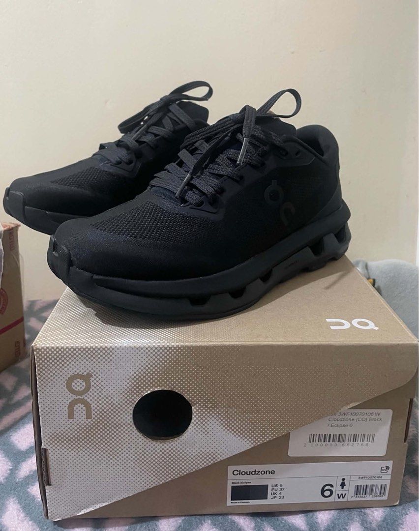 On cloud cloudzone (Category: Sneakers) located in Quezon. Submitted by mjjjm (Listing ID 1467724293, Image 1). Description: On Cloud Cloudzone “Black Eclipse” SIZE US 6 WOMENS ORIG PRICE ₱9,490 CONDITION: 10/10 .