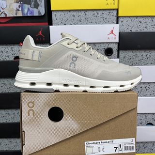 (Category: ) located in . Submitted by pickplanet_sneaker_shirt (Listing ID 1467822854, Image 1). Description: .