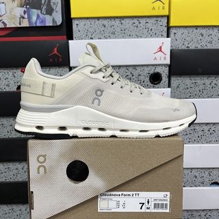 (Category: ) located in . Submitted by pickplanet_sneaker_shirt (Listing ID 1467823631, Image 1). Description: .
