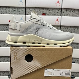 (Category: ) located in . Submitted by pickplanet_sneaker_shirt (Listing ID 1467824004, Image 1). Description: .