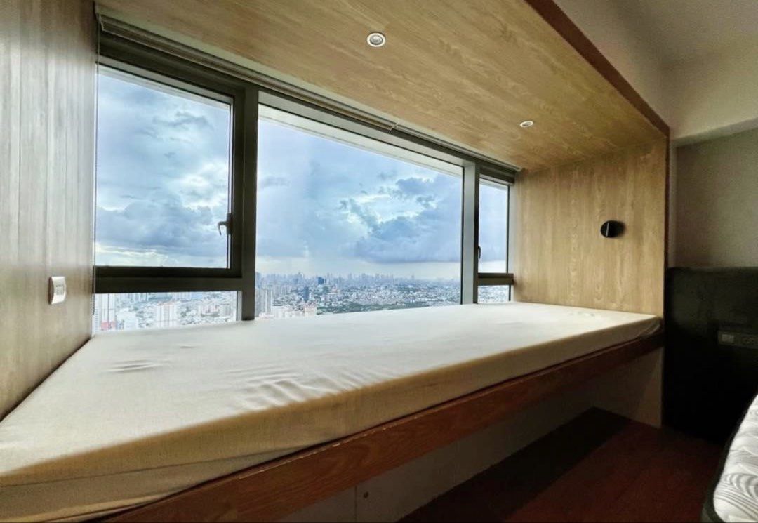 One shangrila place studio for Lease (Category: Apartments & Condos) located in San Juan City. Submitted by steffie.yu (Listing ID 1467720441, Image 3). Description: One shangrila place Fully furnished 38 sqm 1 toilet and bath Fully equipped kitchen High floor .