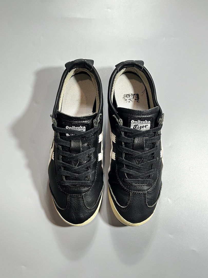ONITSUKA TIGER MEXICO 66 (Category: Sneakers) located in Pagadian. Submitted by criss_johnn (Listing ID 1467614176, Image 1). Description: ONITSUKA TIGER MEXICO 66 5.5 us 38 eur 24 cm Excellent condition Thrifted pair Authentic Heel drag | sign of usage -Solid parin nito pang porma kahit may issue✨ ₱1180 shipped✈️ (NEGO BASTA SURE BUYER).