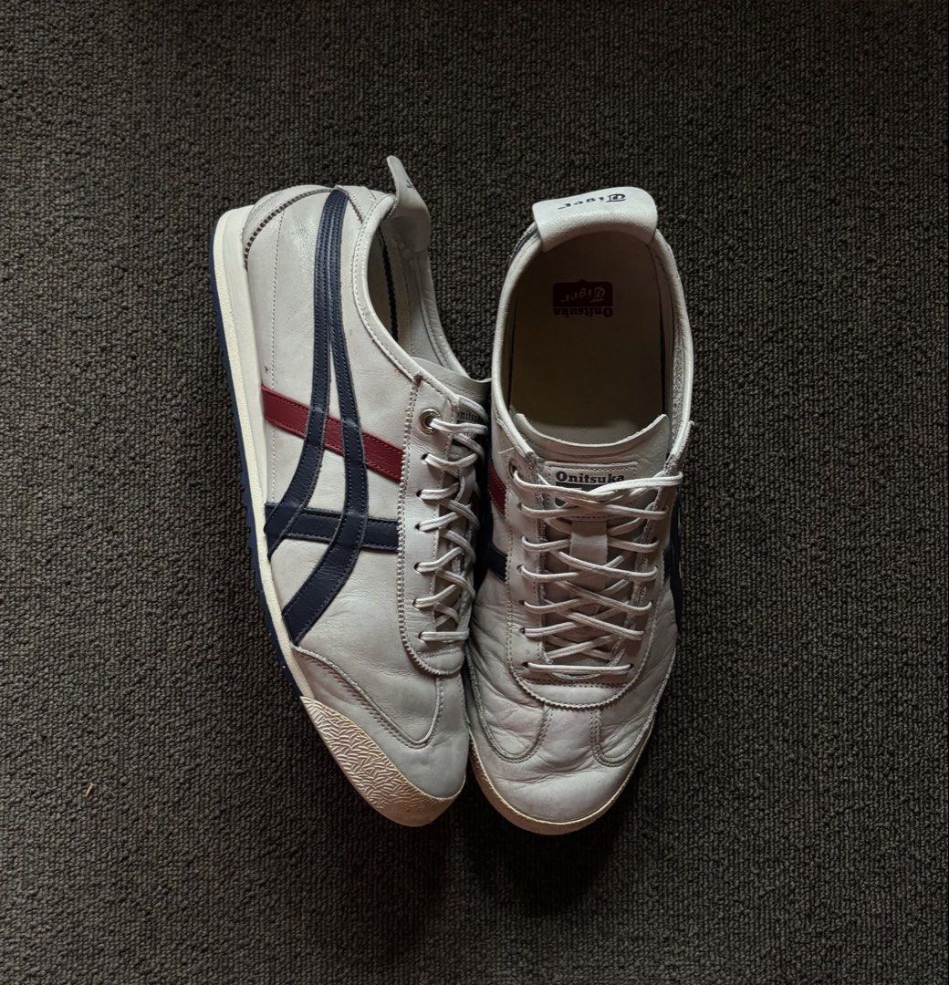 Onitsuka Tiger Mexico 66 SD (Category: Sneakers) located in Pasig City. Submitted by bootsoftravel_ph (Listing ID 1467643547, Image 1). Description: Onitsuka Tiger Mexico 66 SD used - Good FOR SALE Pair only Free shipping!!! Issue: signs of usage Pure leather Price ₱ 2,700 Size: EU 42.5 / UK 8 / US 9 Guaranteed 100% Legit 💯 We ship nationwide 🚚.