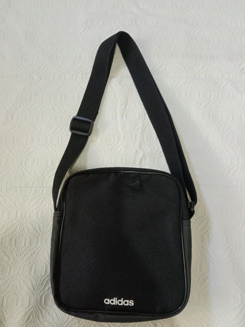 Orig. Adidas Cp Sling (Category: Sling Bags) located in San Jose. Submitted by stopnshop_02 (Listing ID 1467626577, Image 2). Description: payment first no to joyjoy talk.