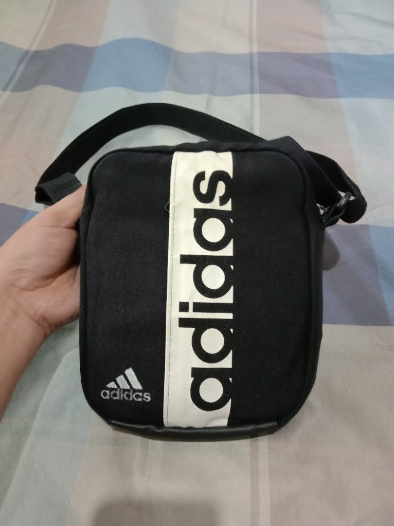 Orig. Adidas Men Sling (Category: Sling Bags) located in Llanera. Submitted by stopnshop_03 (Listing ID 1467635488, Image 2). Description: payment first no to joyjoy talk.