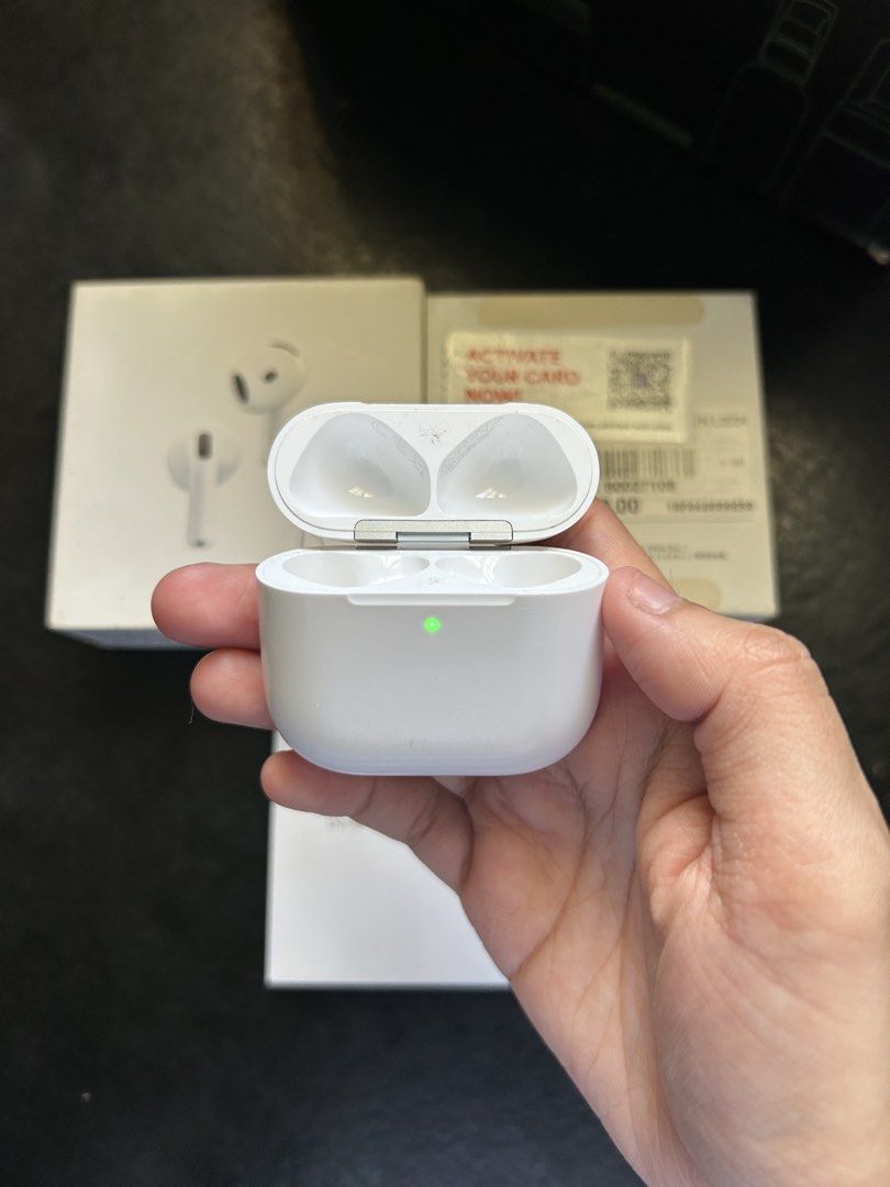 original airpods gen 4 ANC (CHARGING CASE ONLY) (Category: Earphones) located in Caloocan City. Submitted by aj_theaa (Listing ID 1467683219, Image 3). Description: Selling Airpods Gen 4 ANC CHARGING CASE ONLY. ₱2500 slightly nego * compatible with A3056, A3055, A3057 * 100% Original Apple Airpods * will send the serial number for interested buyers. * Perfectly working, no hidden issues. * please make sure that your unit is original. Shipping: La
