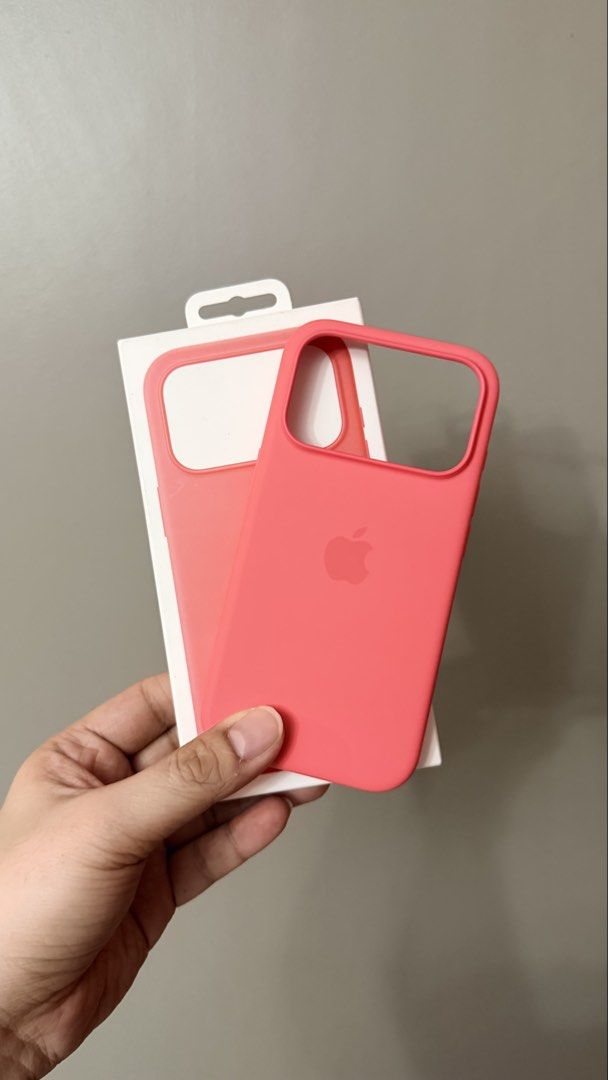 Original Cases for iPhone 17 Pro/18 Pro (6.3inch) (Category: Cases & Sleeves) located in Manila. Submitted by kevin.cee (Listing ID 1467837861, Image 1). Description: For Sale ‼️ -For shipping only, as I am currently in the province at the moment (Nueva Vizcaya) 📍 💯 Authentic Guaranteed! •What you see is what you get 👌🏻 •For iPhone 17 Pro/18 Pro (6.3) •Purchased at Powermac Bundle for 2 for Only P1,500 (Last Price) (Sold as set only) 🚫 Dm me