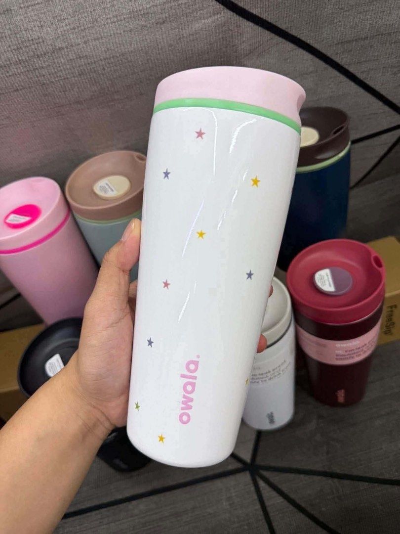 Owala Tumbler 20oz (Category: Water Bottles & Tumblers) located in Quezon City. Submitted by coleen0 (Listing ID 1467648960, Image 2). Description: 100% MALL PULL OUT Inclusion: Box & Paperbag ✅ Hot Drinks ✅ Cold Drinks.