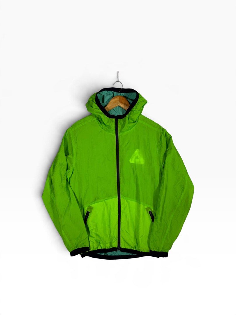 Palace skateboards 2 layer windbreaker (Category: Activewear) located in Quezon City. Submitted by dailyfits08 (Listing ID 1467786862, Image 1). Description: Palace Skateboards windbreaker size small 20x27.
