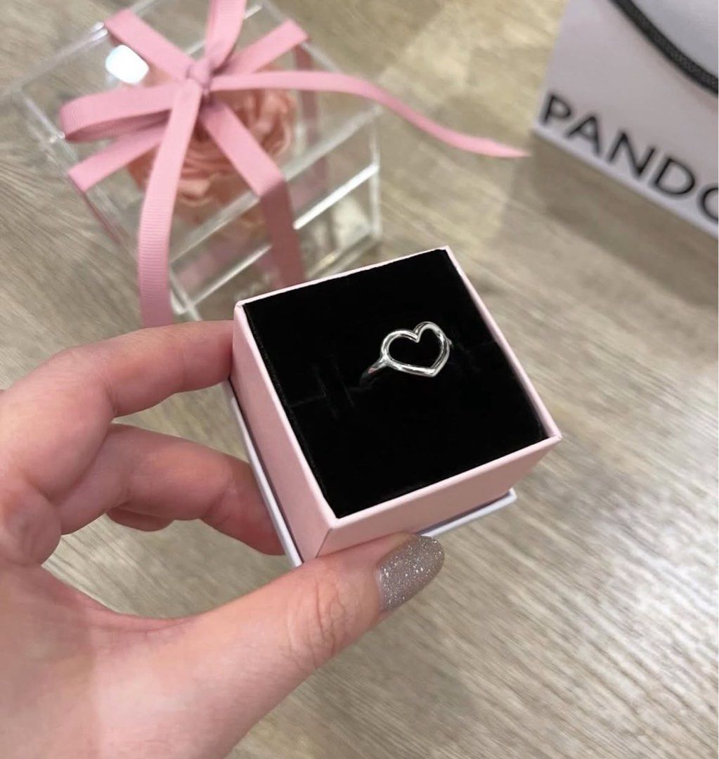 Pandora silver heart plain ring (Category: Rings) located in Santa Rosa. Submitted by love.jewels (Listing ID 1467763456, Image 2). Description: .