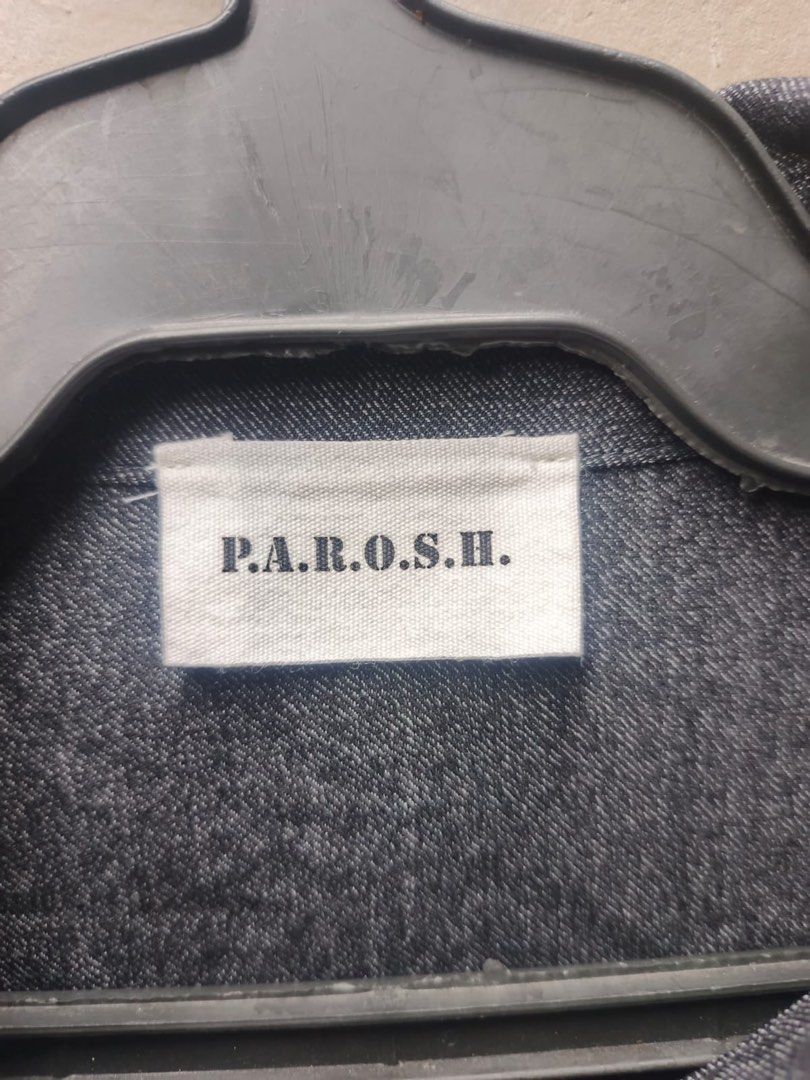 PAROSH (Category: Tshirts & Polo Shirts ) located in Dasmarinas. Submitted by jessputrages (Listing ID 1467781895, Image 3). Description: For sale Parosh Excellent condition No issue 1000 plus shipping fee Pm for more details.