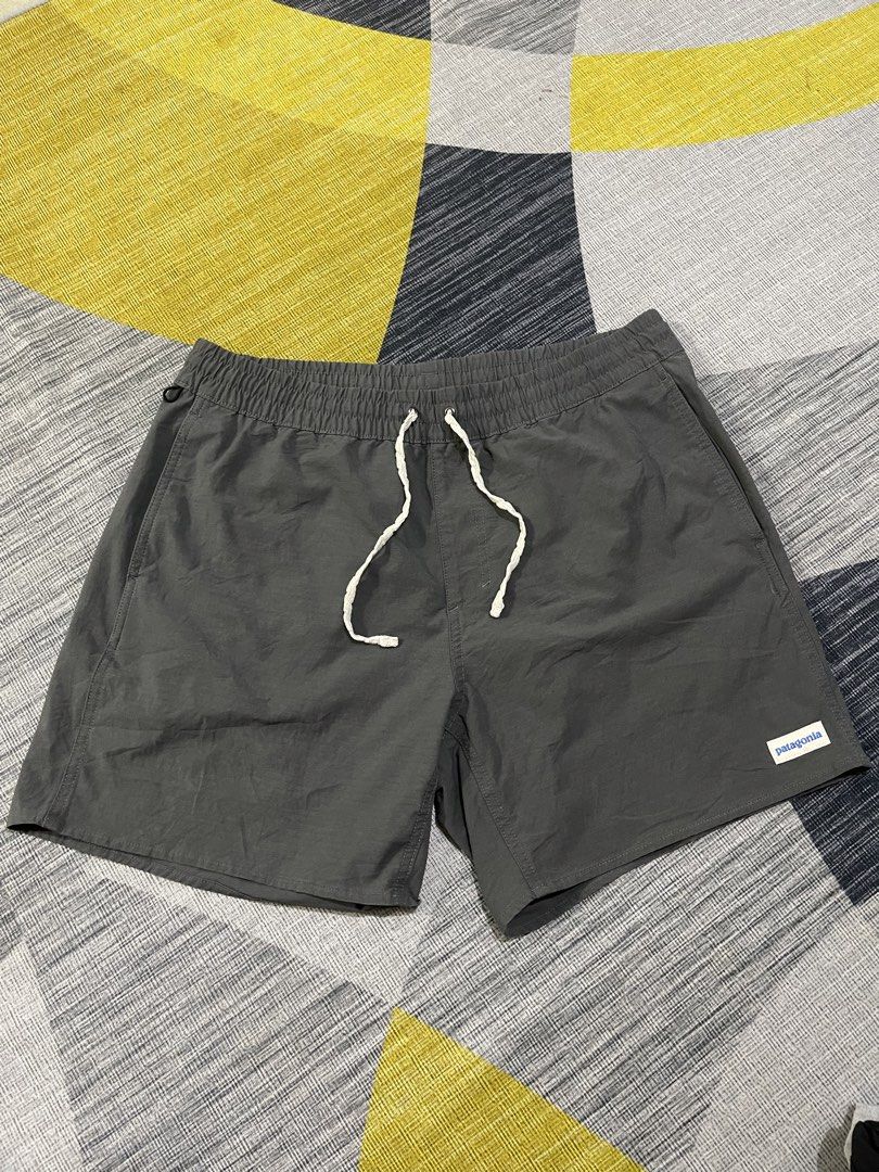 Patagonia mens short size large (Category: Shorts) located in Taytay. Submitted by ekselentekondisyon (Listing ID 1467754905, Image 1). Description: Patagonia mens short Size large on tag W-33-38 Good condition W/lace W/pockets No issue .