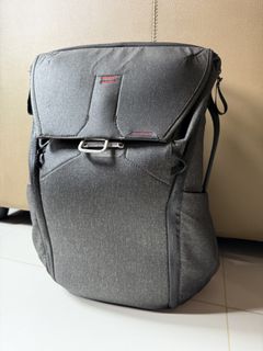 （分類：）位於 。 由 unclek. 提交（商品編號 1467675170，圖片 1）。簡介： 。