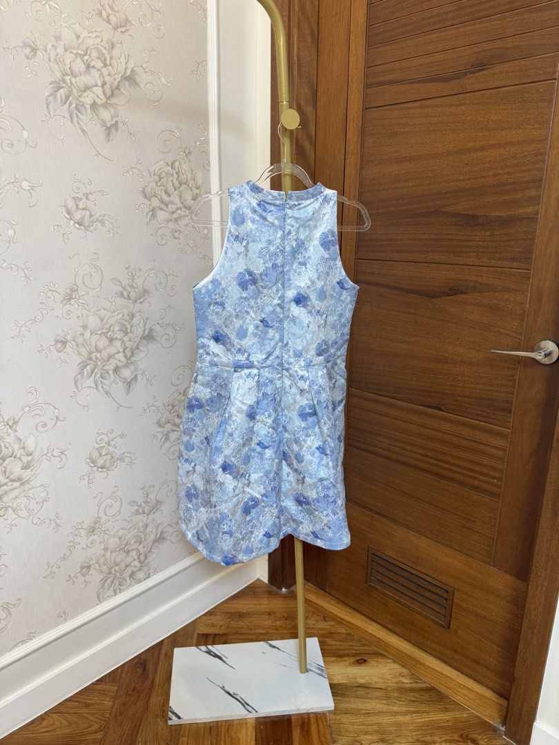 Peppermint: Dress in Floral Blue (Category: Babies & Kids Fashion) located in Quezon City. Submitted by vpauline (Listing ID 1467622305, Image 3). Description: 10/10.