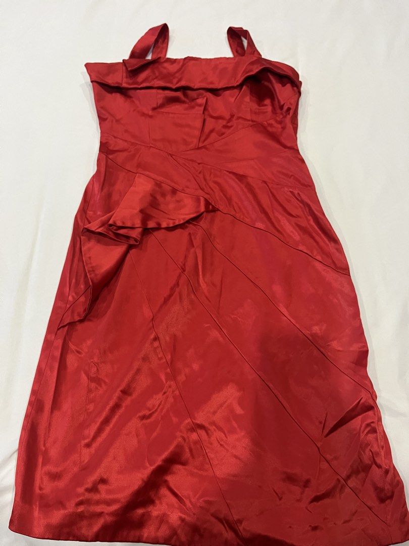 Petit Monde Red Dress (Category: Dresses) located in Manila. Submitted by ngnony (Listing ID 1467655966, Image 1). Description: .