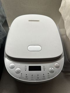 (Category: ) located in . Submitted by akb49 (Listing ID 1467765326, Image 1). Description: .