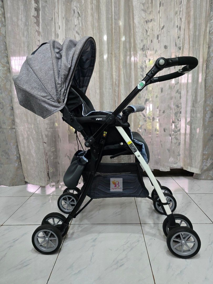Pigeon Copain Lightweight Baby Stroller (Category: Strollers) located in Paranaque City. Submitted by babyandme.savers (Listing ID 1467647474, Image 3). Description: PIGEON COPAIN LIGHTWEIGHT BABY STROLLER * Safe for 0 - 48 months * In excellent condition * Fully Reclineable * Reversible handle * Full canopy * High seat * Lightweight stroller * 5 - Point safety belt * Reversible pads * Clean and Sanitized - Ready to use 📍 Location : Betterliving