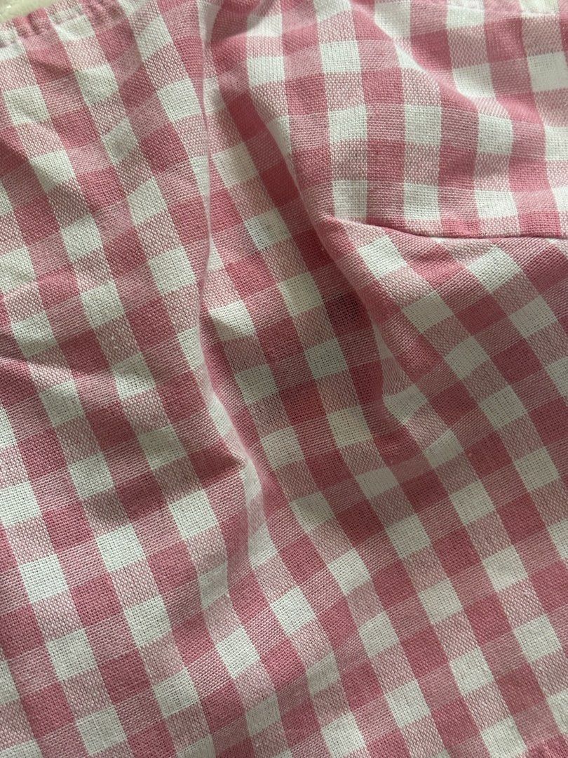Pink Gingham with Back Ribbon Top (Category: Sleeveless) located in Quezon City. Submitted by chrissie__ (Listing ID 1467684741, Image 3). Description: ▪️No Issues.