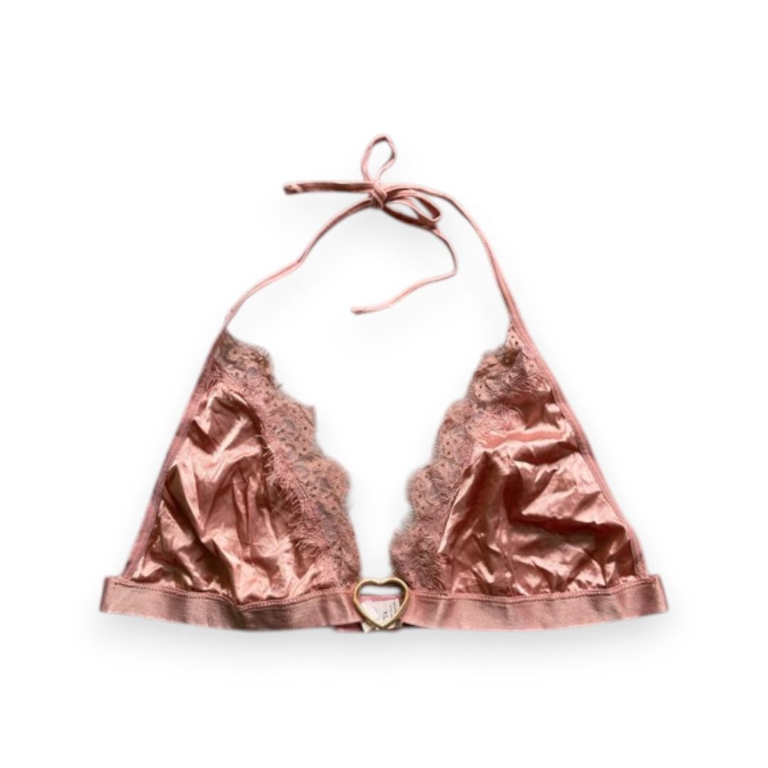 Pink Lace Bralette (Category: Undergarments & Loungewear) located in Rizal. Submitted by sheeraay (Listing ID 1467651272, Image 1). Description: - Style: Pink lace bralette with scalloped edges and a gold-tone heart-shaped ring at the center front - Size: XL.