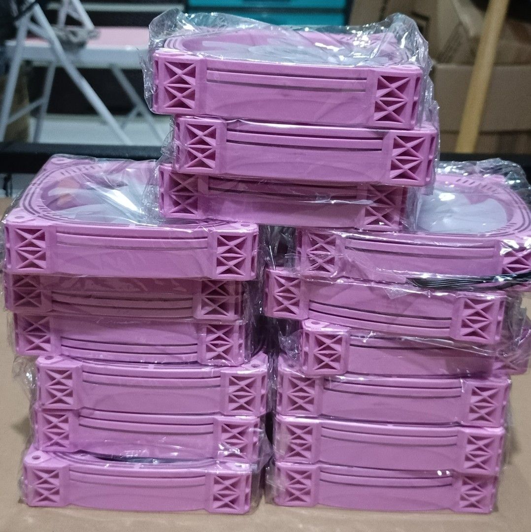 Pink System Fans ARGB 6-Pin (Category: Computer Parts) located in Cabanatuan. Submitted by jeff26manu65619 (Listing ID 1467615687, Image 3). Description: Pink System Fans ARGB 6- Pin 150 - Per Fan 250 - Remote Contol and RGB Hub AGL, Cabanatuan Nueva Ecija.