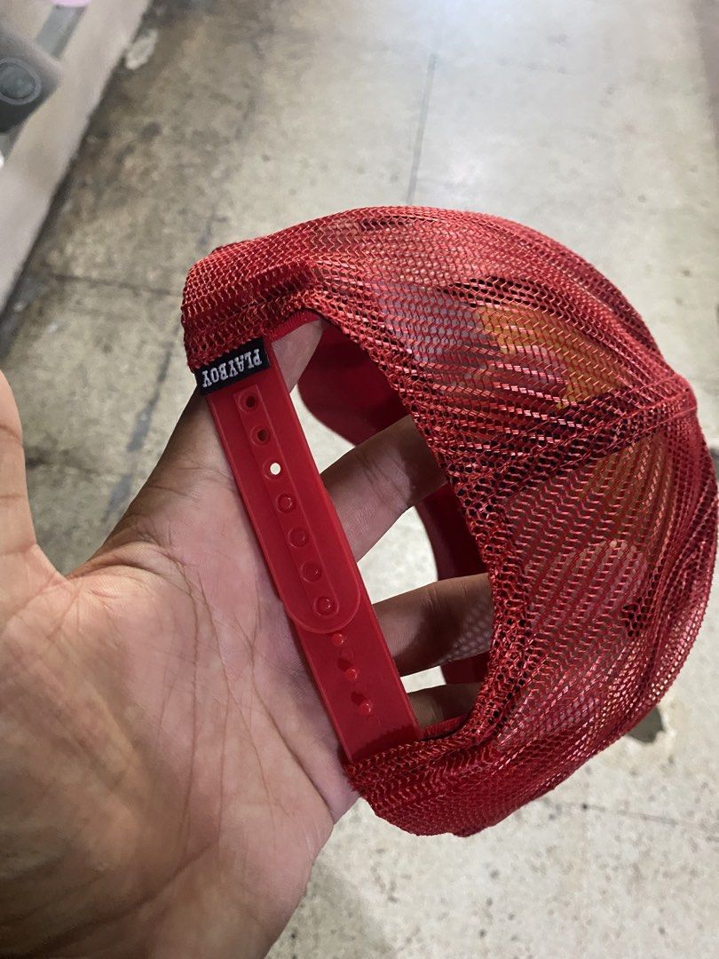 Play boy (Category: Caps & Hats) located in Manila. Submitted by dundonnn (Listing ID 1467622973, Image 3). Description: ✅ AVAILABLE ✅ 🧢 PLAY BOY 💰 ₱750 ▪️ Adult size / Fit most head 🛒 DM ME.