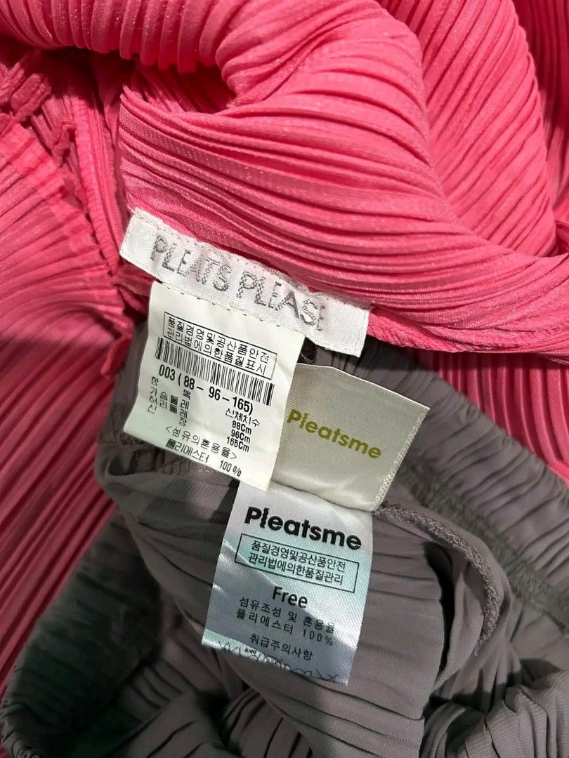 Pleats Please (Category: Dresses) located in Tacurong. Submitted by jayve_ukaysell (Listing ID 1467733249, Image 2). Description: Pleats Please aspack Super ganda😍 𝐒𝐈𝐙𝐄: MEDIUM TO SMALL 𝐂𝐎𝐋𝐎𝐑 𝐑𝐀𝐓𝐄 :9.5/10 𝐂𝐎𝐍𝐃𝐈𝐓𝐈𝐎𝐍: Asnew 𝐈𝐒𝐒𝐔𝐄: ❌ 𝐌𝐈𝐍𝐄:6,500 or best offer +sf negotiable DISCLAIMER: John Vincent, is not associated with any brand.We are selling preloved items.Credits to the rightful brand owner.