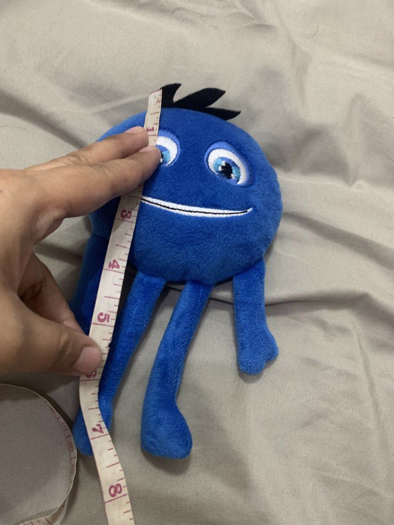 Plushie blue (Category: Plushies & Soft Toys) located in Caloocan City. Submitted by appleblossoms07 (Listing ID 1467770556, Image 3). Description: Apps st pouch 4.