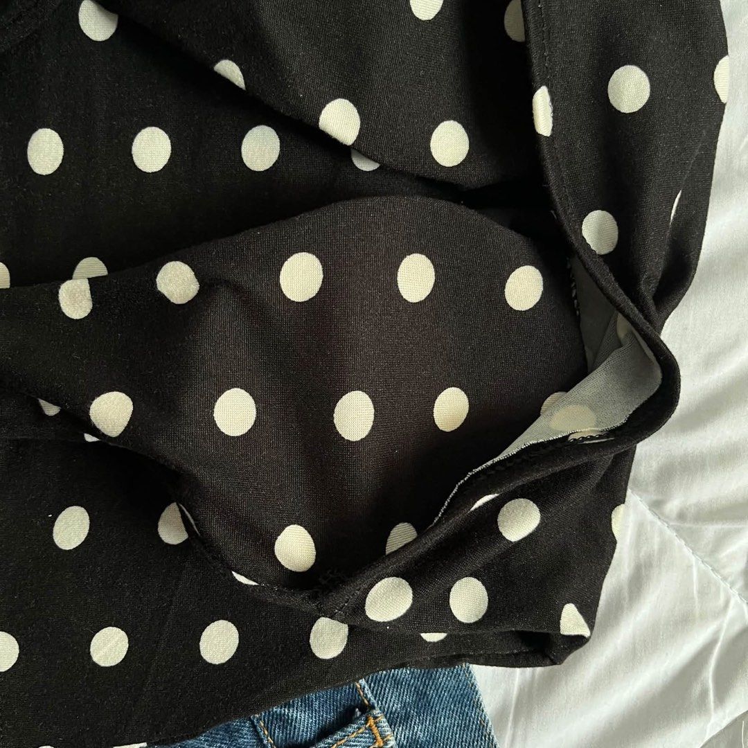 polka black (Category: Blouses) located in Davao. Submitted by warmforest_1843f1 (Listing ID 1467628960, Image 2). Description: .