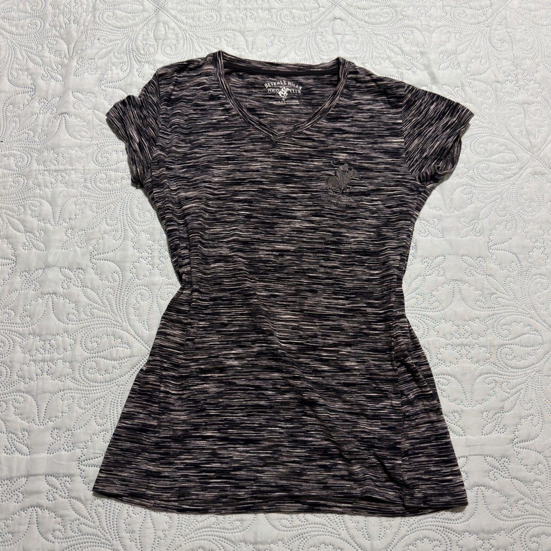 Polo Active Top (Category: Activewear) located in Cebu City. Submitted by shopjillscloset (Listing ID 1467754664, Image 1). Description: - size s - no issues.