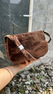 (Kategori: ) berada di . Dikirim oleh bianca.bags (ID iklan 1467625445, Gambar 1). Deskripsi: .