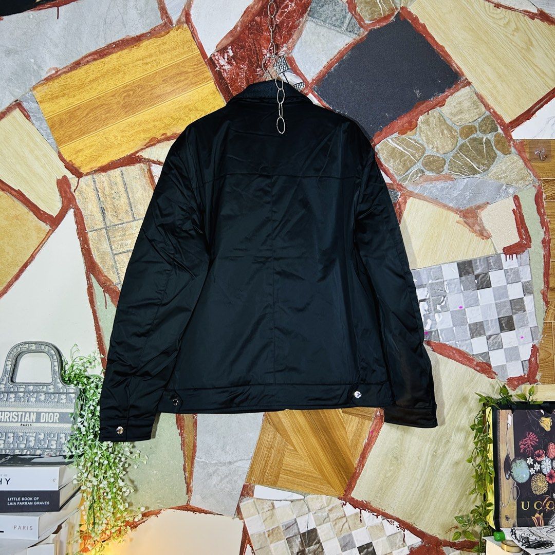 Prada quilted jacket (Category: Luxury Apparel) located in Baguio. Submitted by kckc_luxury (Listing ID 1467754381, Image 3). Description: 🌸 TINY PINK SPOTS ARE LENS DAMAGE, NOT CLOTH STAINS ————————— ❗️KINDLY READ BEFORE MAKING AN OFFER❗️ LISTING DETAILS size:Large width x length (inches):25x28 condition: EXCELLENT --- MOP: Gcash / BPI MOD: J&T / JRS LOCATION: Baguio City --- NOTE: • Manage your expectations • Photos did not go under any edit b