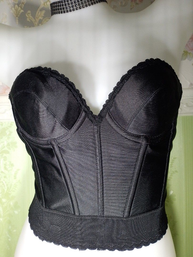 Preloved Black Corset Top 34B Small (Category: Others Tops) located in Dasmarinas. Submitted by ms.happycorsets (Listing ID 1467771025, Image 2). Description: Preloved Corset Top Black Color Can Fit Small size Starting waistline 24-26 inches Padded bra with Under Wire 34 B-C length 11 inches Stretchable Fabric at the back Has 2 layers of adjustable hooks at the back Has 7 Soft bones with Slight flaws has small broken fabric inside in tha bra pad 