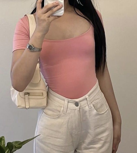 Pre-loved Mera Scoop Neck Top XS (Category: Others Tops) located in Batangas. Submitted by povofkbscloset (Listing ID 1467668256, Image 1). Description: Worn thrice only. RFS: Pink is not my color anymore. .