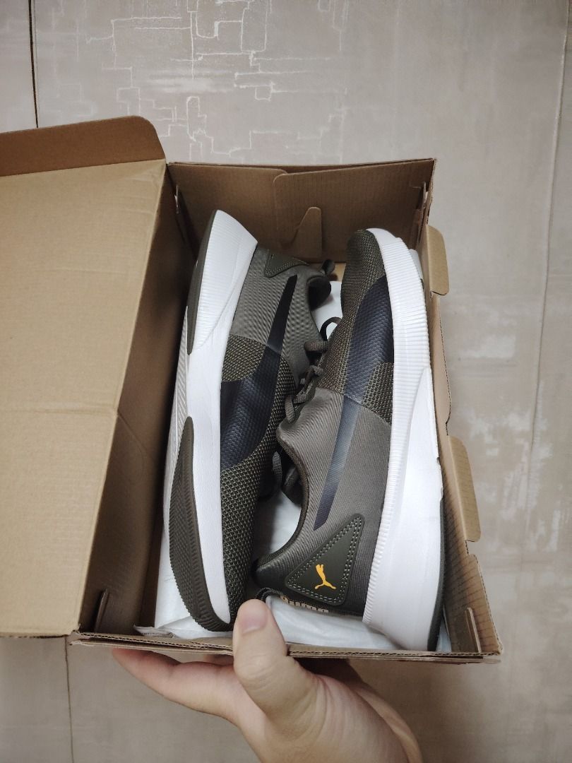 Puma Flyer Runner Dark Olive Size 10UK 11US (Category: Sneakers) located in San Fernando. Submitted by kondotime (Listing ID 1467648476, Image 1). Description: - Brand: Puma Flyer Runner - Color: Dark Olive / Black - Size: US 11 / EUR 44 / UK 10 - Used twice only, box included - Features: SoftFoam+ comfort insoles, lightweight mesh upper, cushioned white sole - Ideal for: Everyday running or casual streetwear.
